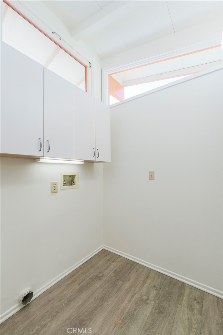 934 North Maple Street Anaheim, CA 92801 - Photo 21 of 47 a view of an empty room