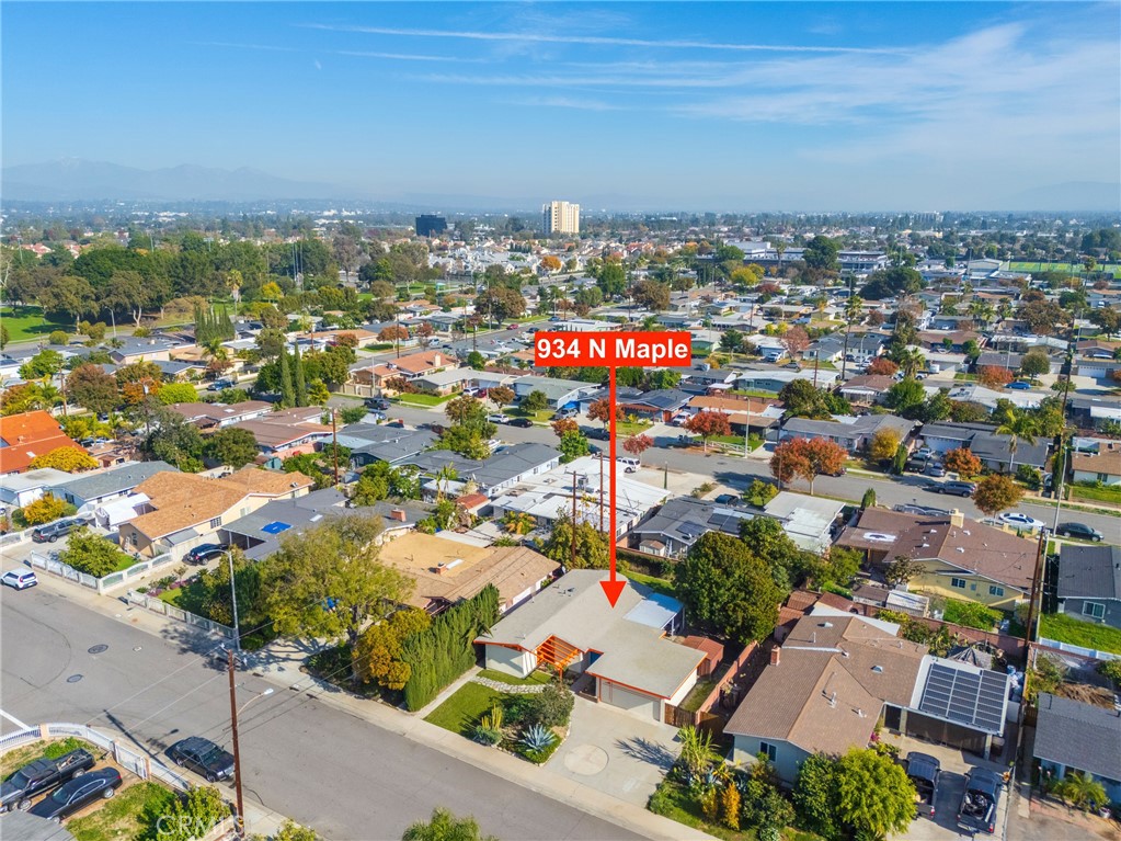 934 North Maple Street Anaheim, CA 92801 - Photo 45 of 47 an aerial view of multiple house