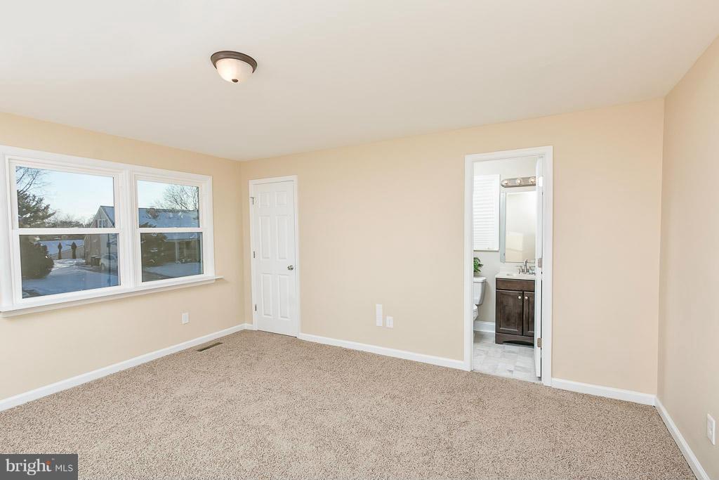 8218 Brattle Road Baltimore, MD 21208 - Photo 18 of 30 Bedroom (Master)