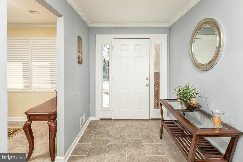 8218 Brattle Road Baltimore, MD 21208 - Photo 6 of 30 Interior (General)