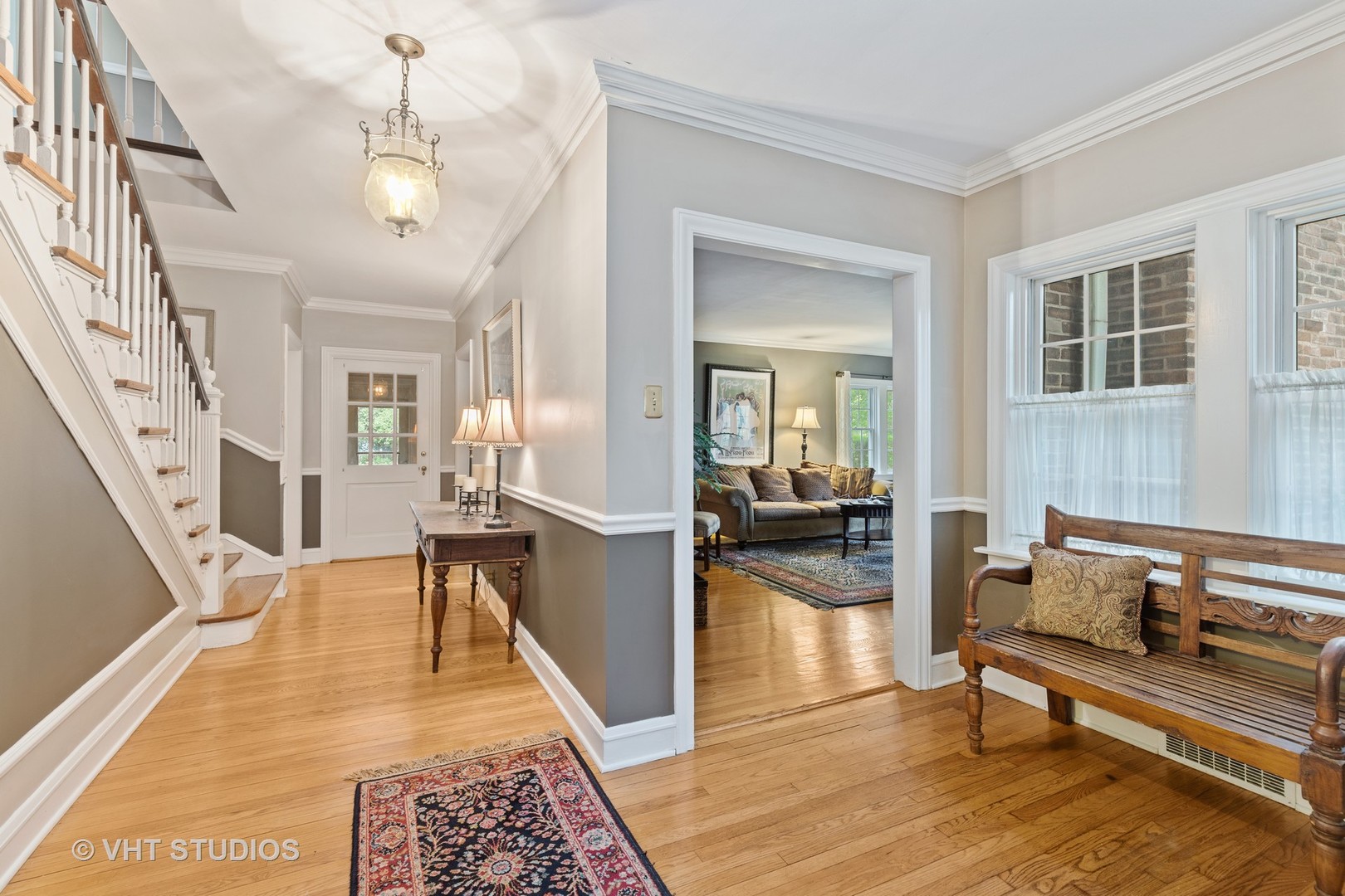 175 Northwood Road Riverside, IL 60546 - Photo 9 of 29