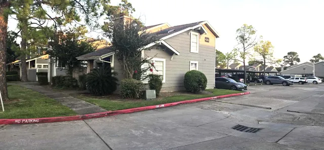 a view of outdoor space yard and porch