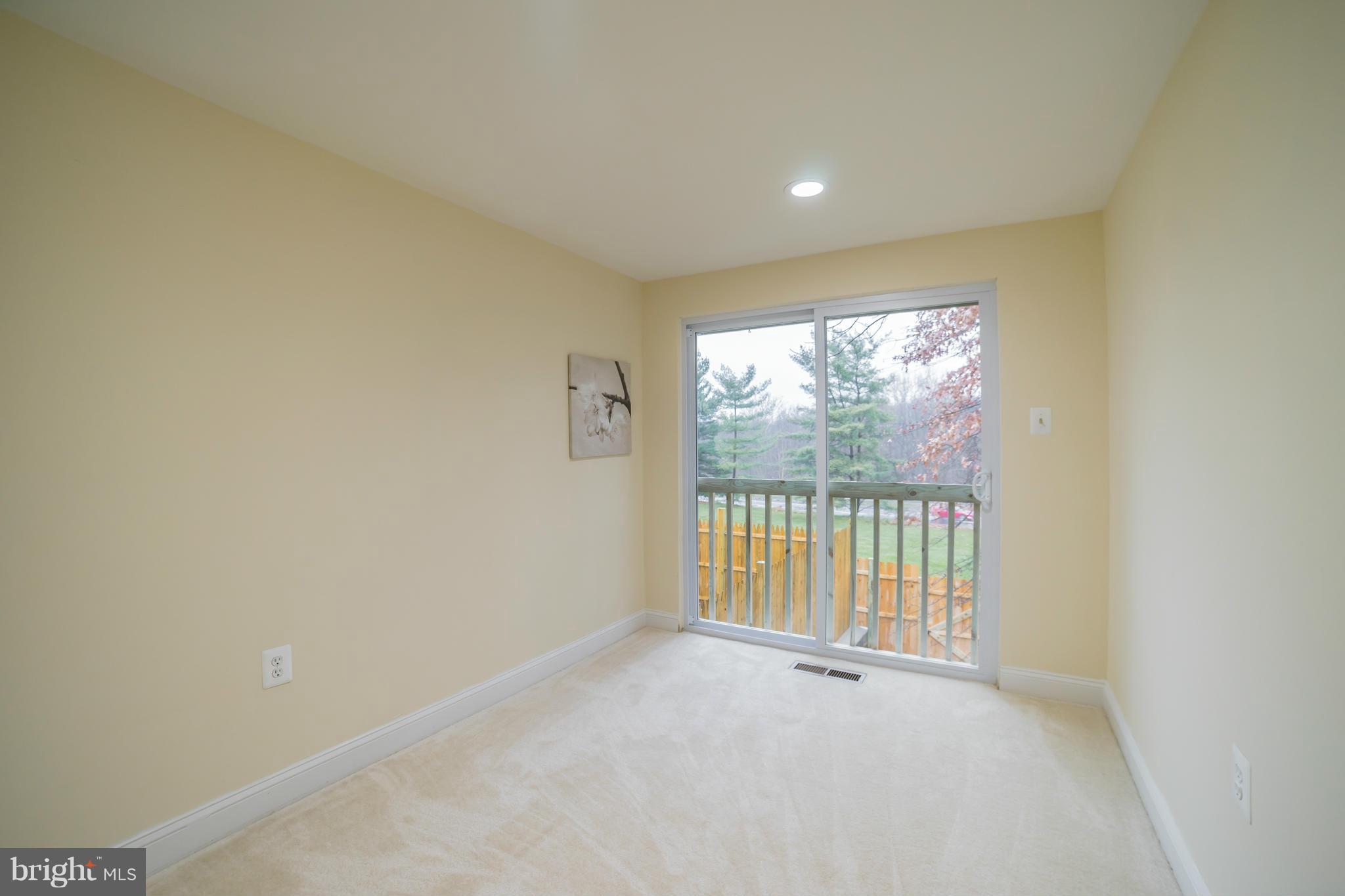 9453 Horizon Run Road, Unit 8F Gaithersburg, MD 20886 - Photo 22 of 30 Bedroom