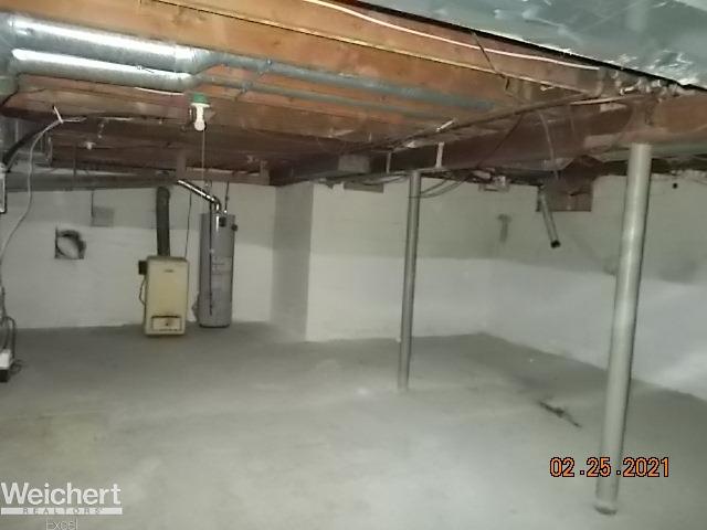 8531 32 Mile Road Romeo, MI 48065 - Photo 18 of 19 50034979-17.JPG