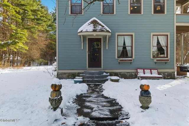 $1,290,000 | 278 Ballston Avenue, Saratoga Springs, NY 12866