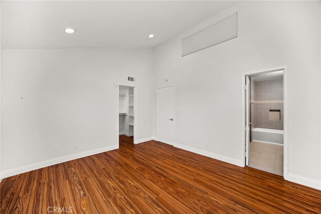 3751 Prestwick Drive Los Angeles, CA 90027 - Photo 27 of 50 a view of empty room with wooden floor