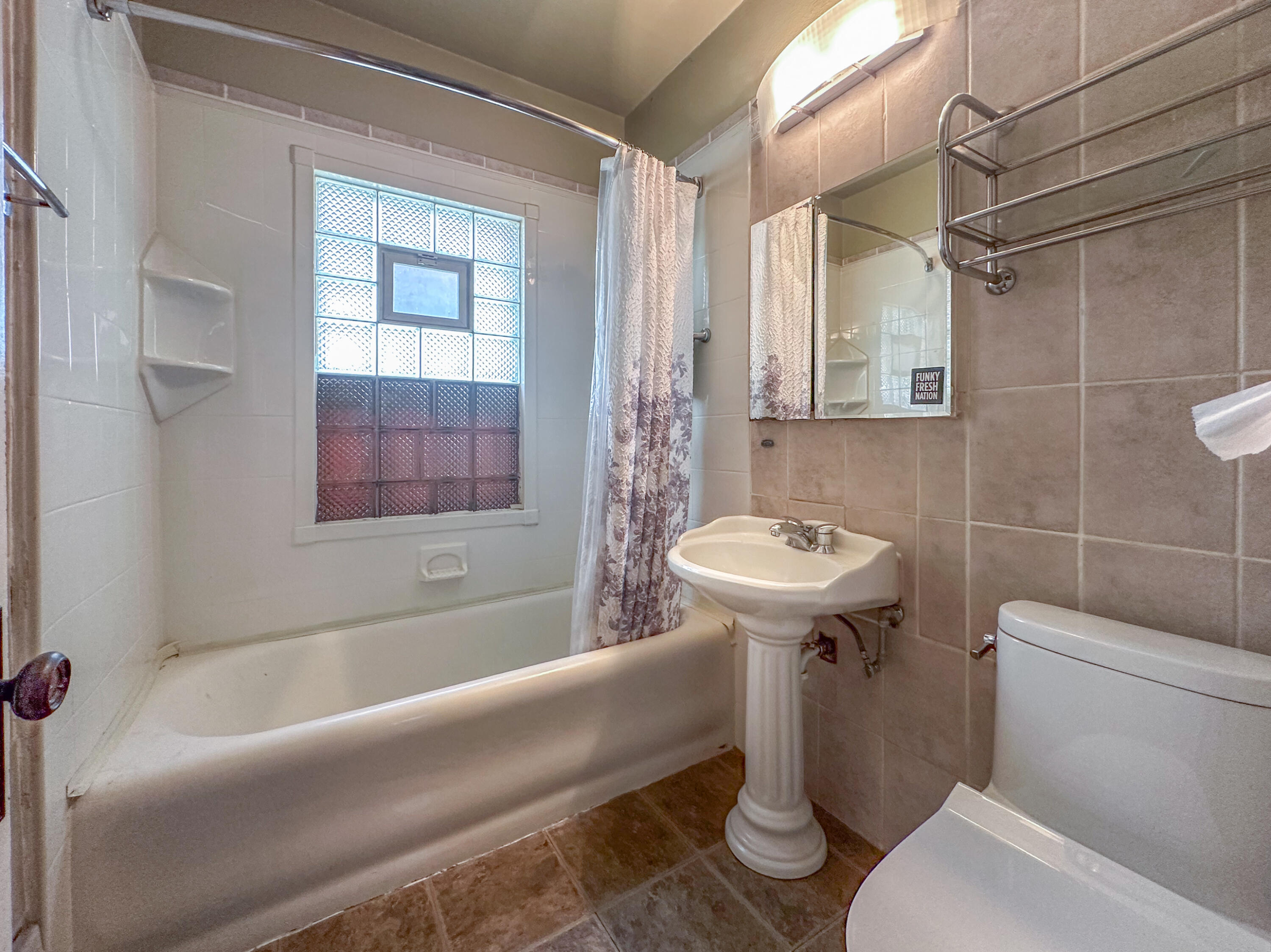 2640 North 48th Street Milwaukee, WI 53210 - Photo 22 of 38 IMG_4453 2