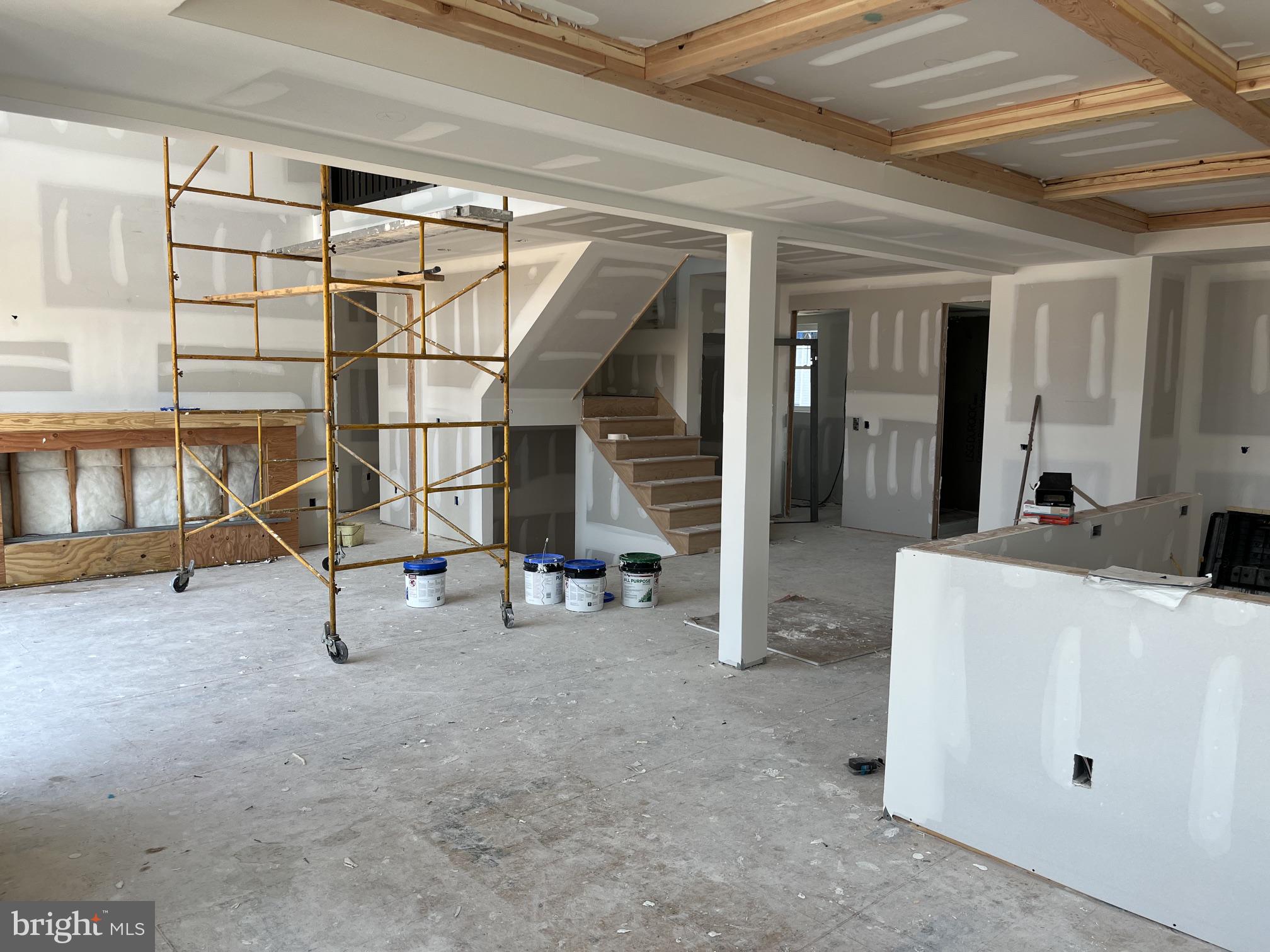 1856 Mill Creek Road Manahawkin, NJ 08050 - Photo 6 of 17 Transforming space: A blank canvas.