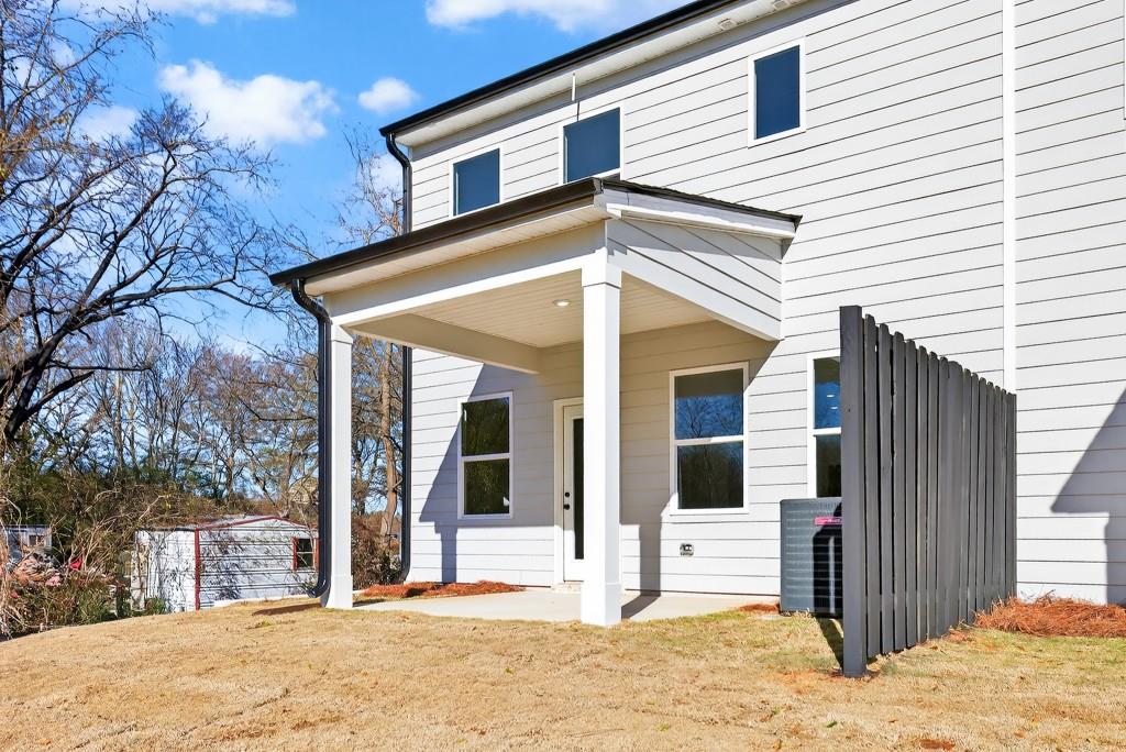 548 Madison Street, Unit 110 Commerce, GA 30529 - Photo 40 of 43