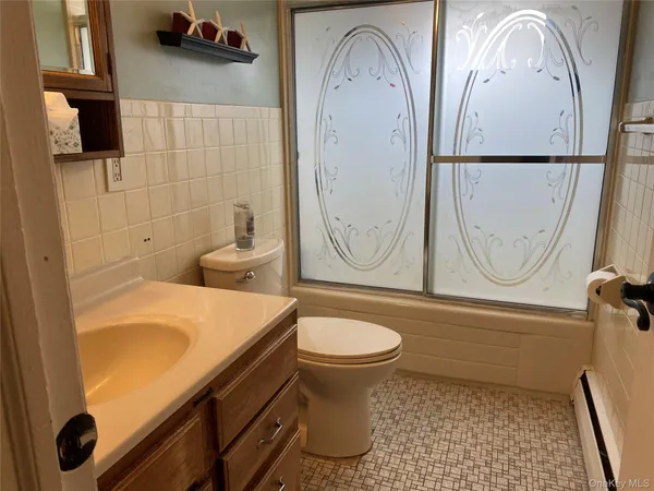 $695,000 | 43 Duelk Avenue, Monroe, NY 10950