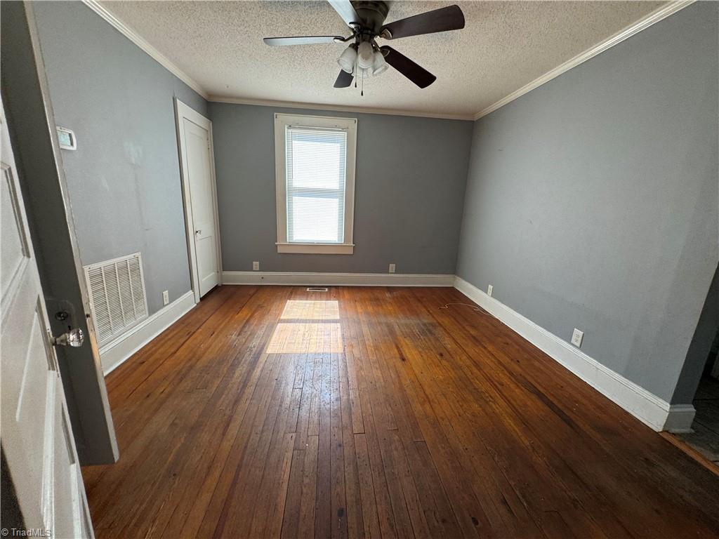 1728 Sharpe Road Burlington, NC 27217 - Photo 7 of 8