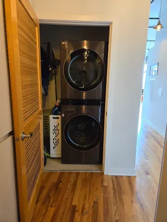 $4,000 | 1224 West Van Buren Street, Unit 709, Chicago, IL 60607