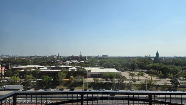 $4,000 | 1224 West Van Buren Street, Unit 709, Chicago, IL 60607