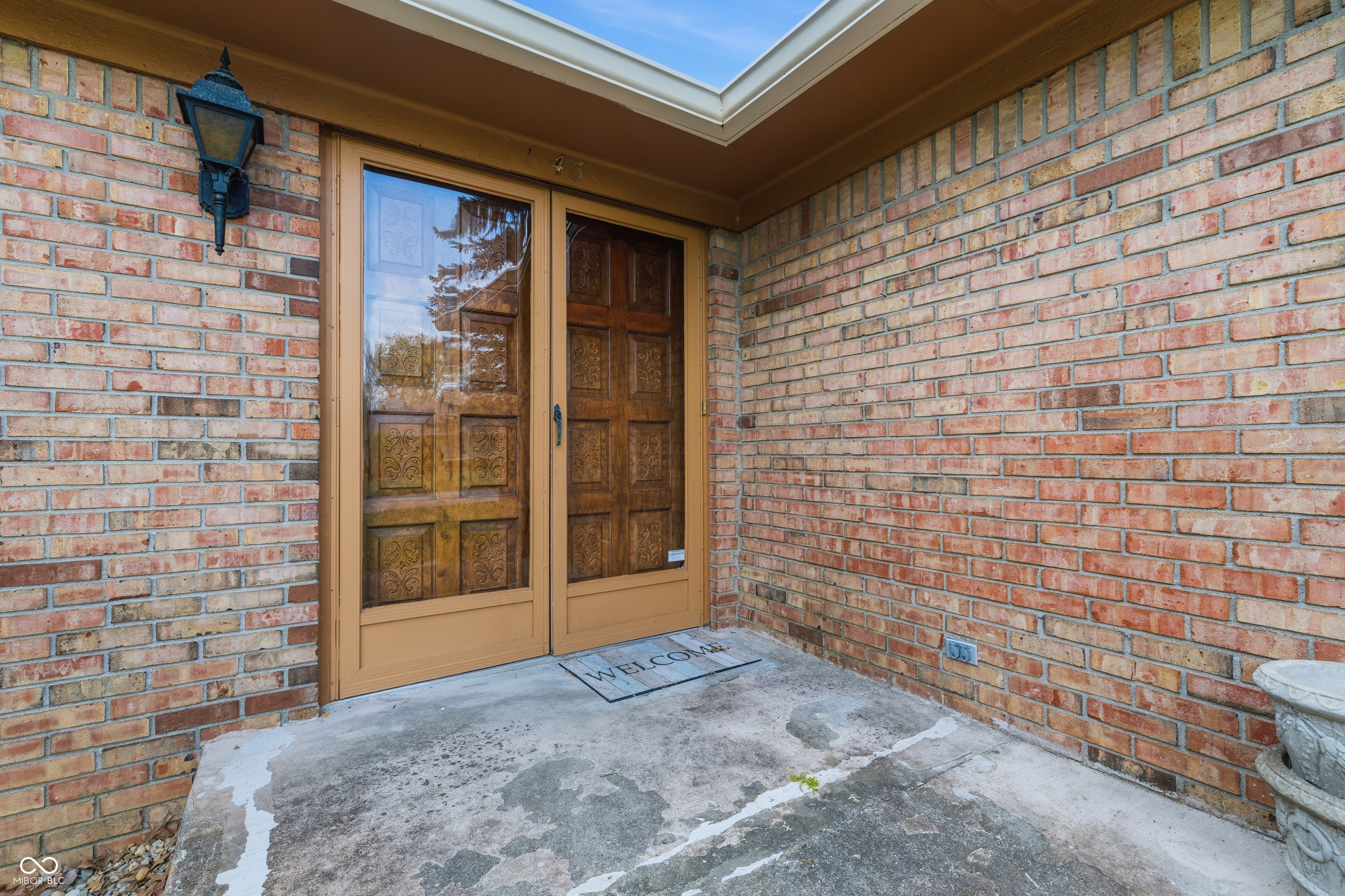 645 Boulder Road Indianapolis, IN 46217 - Photo 3 of 31