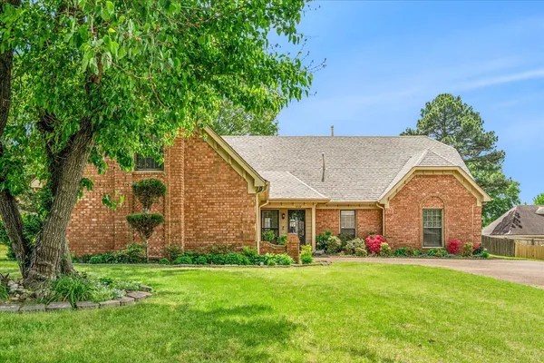 $399,900 | 8529 Buckhurst Road, Memphis, TN 38016