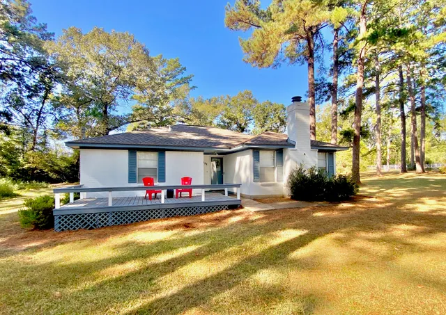 $305,000 | 116 Lakeview Drive, Grapeland, TX 75844