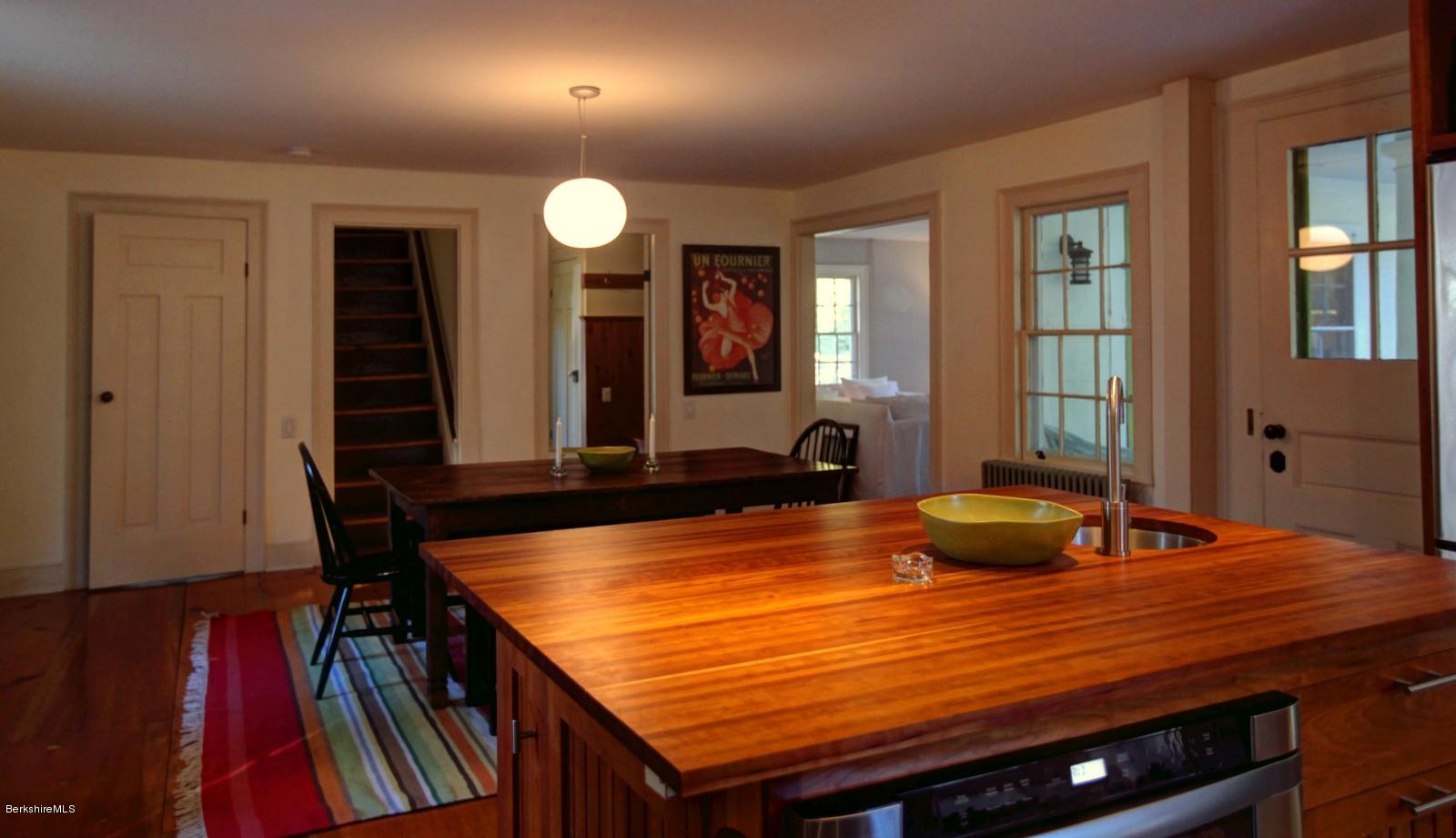 140 Ashley Falls Road Sheffield, MA 01257 - Photo 12 of 35 IMG_0093_4_5