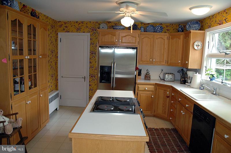 101 West Roseville Road Lancaster, PA 17601 - Photo 11 of 14 Gallery Image 11