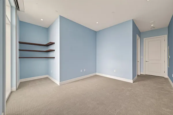 $5,900 | 4521 San Felipe Street, Unit 2602, Houston, TX 77027