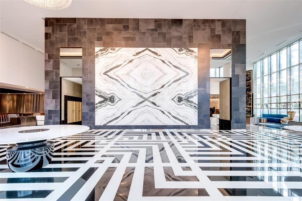 4521 San Felipe Street, Unit 2602 Houston, TX 77027 - Photo 41 of 41 a view of a bedroom with a bed and a window