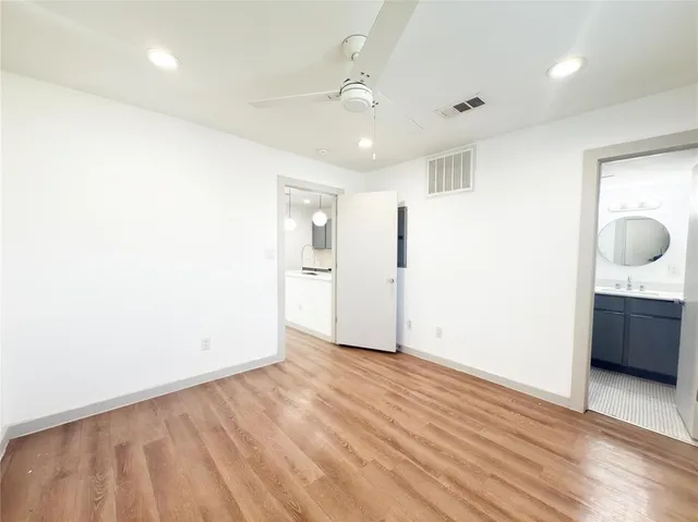 $925 | 4526 Munger Avenue, Unit 212, Dallas, TX 75204