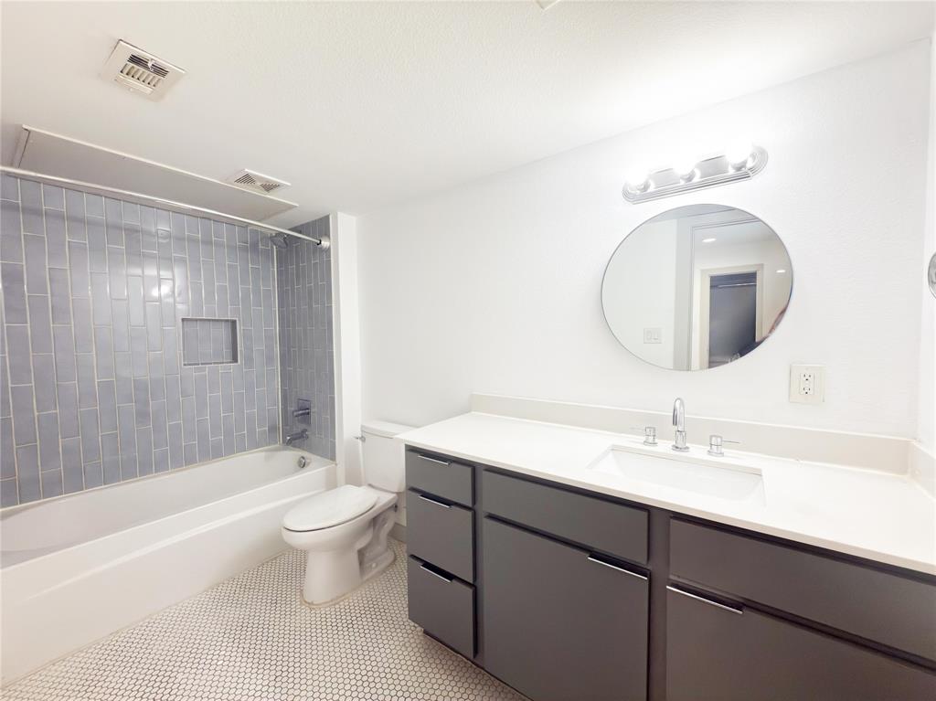 4526 Munger Avenue, Unit 212 Dallas, TX 75204 - Photo 13 of 19