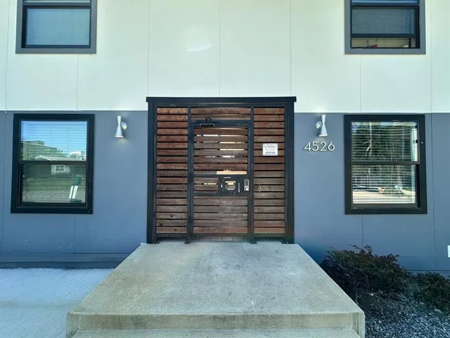 $925 | 4526 Munger Avenue, Unit 212, Dallas, TX 75204