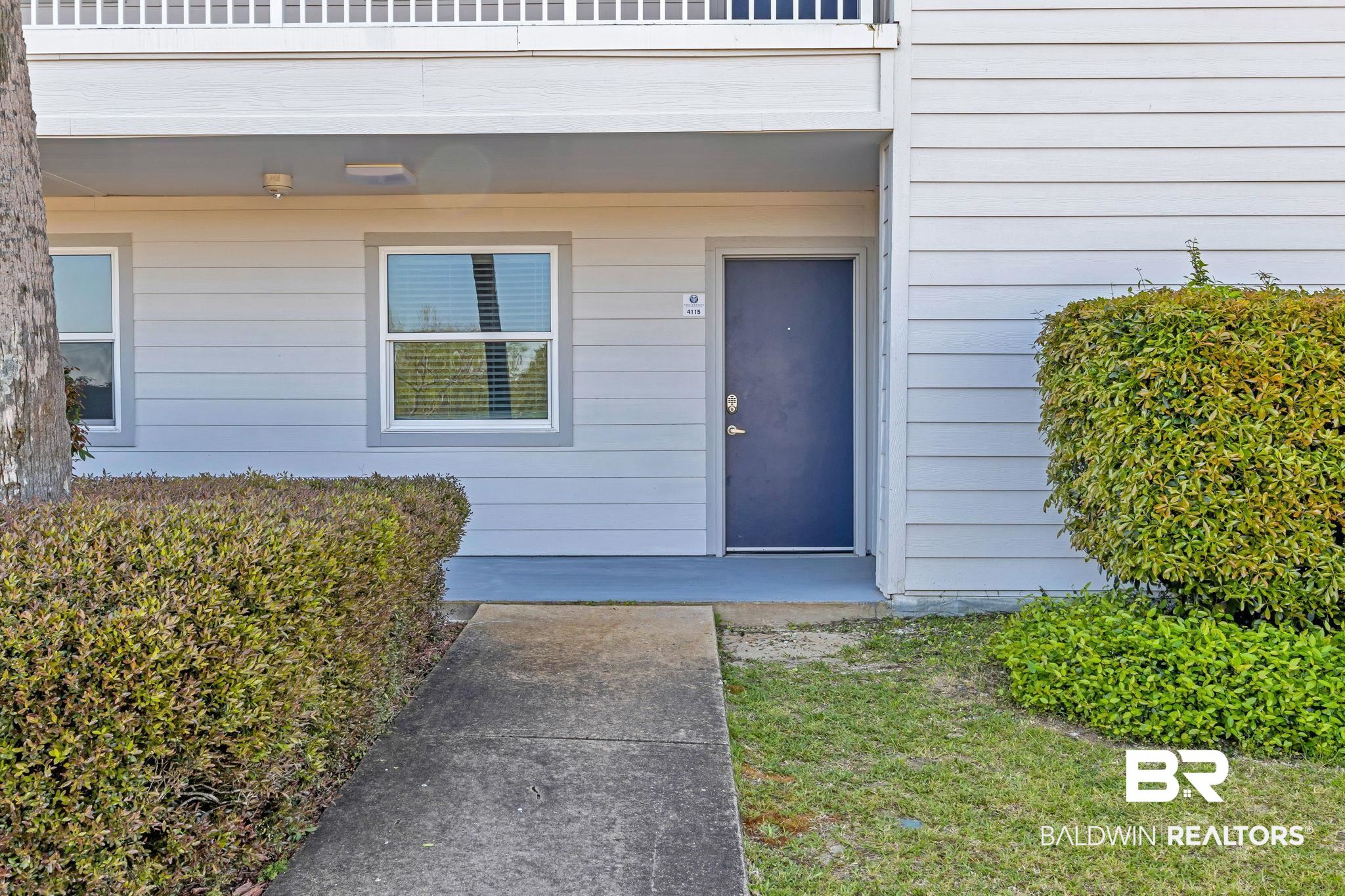 400 Plantation Road, Unit 4115 Gulf Shores, AL 36542 - Photo 6 of 48 Property entrance with a balcony
