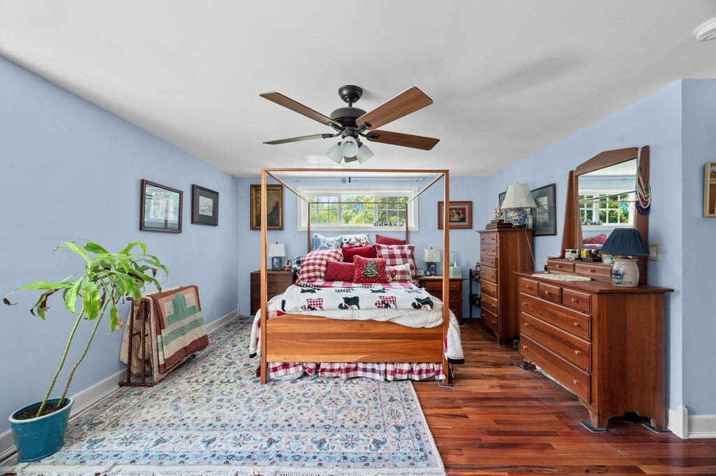 93 Bartlett Road Kittery Point, ME 03905 - Photo 2 of 41 untitled-13