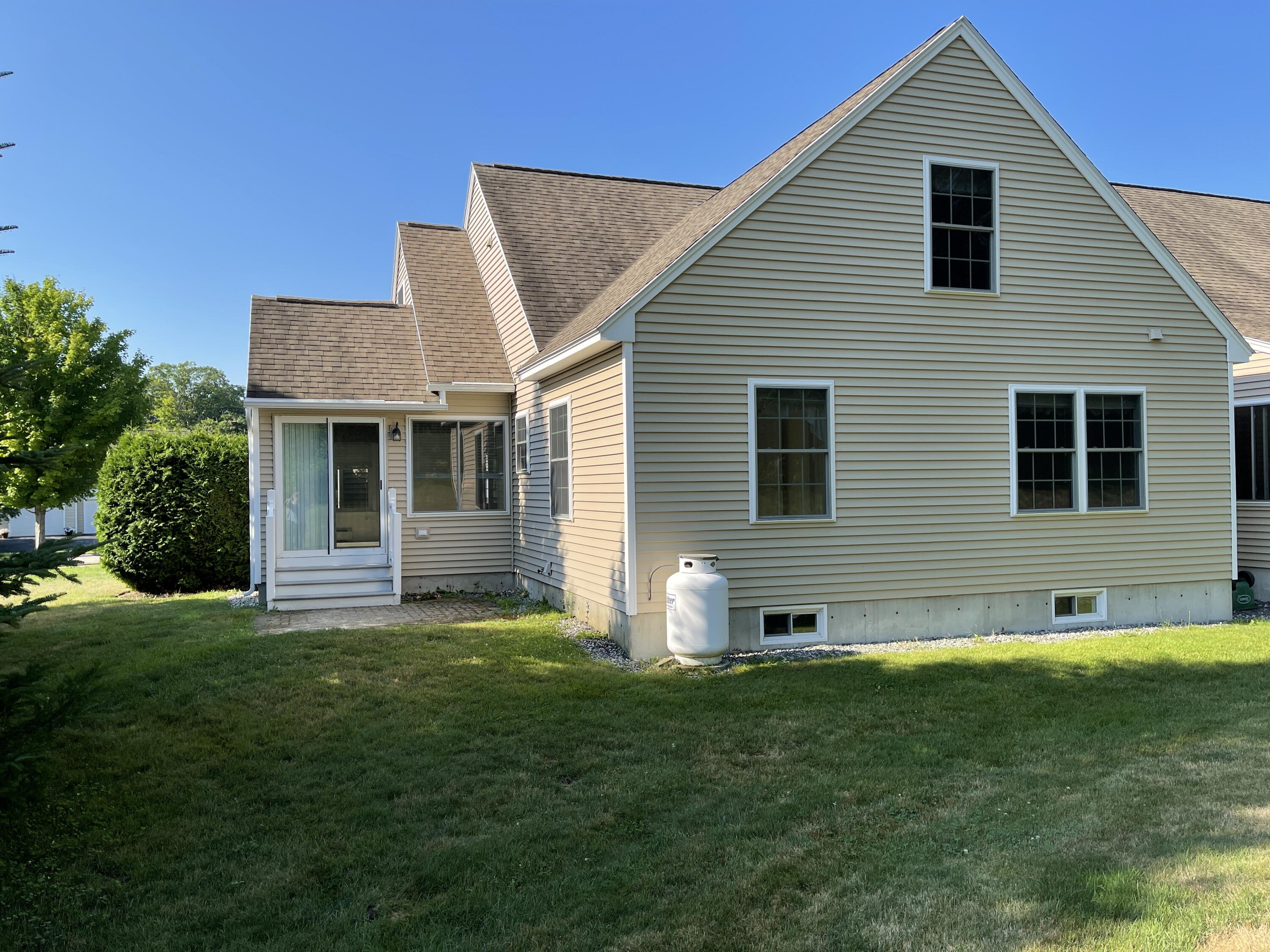 20 Ridgefield Drive, Unit 16 Gorham, ME 04038 - Photo 26 of 27 Rear View
