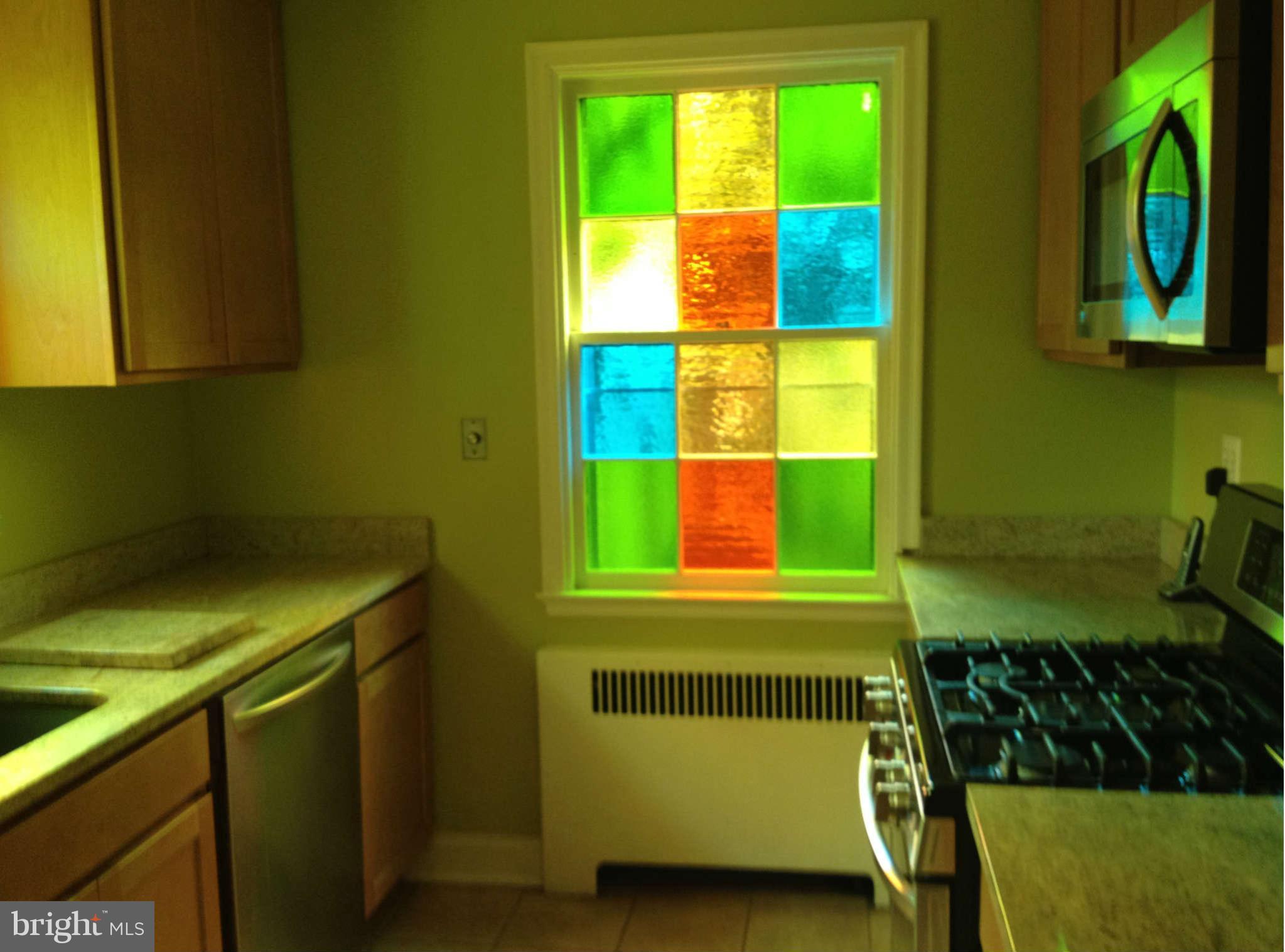 1229 Southview Road Baltimore, MD 21218 - Photo 7 of 20 Kitchen