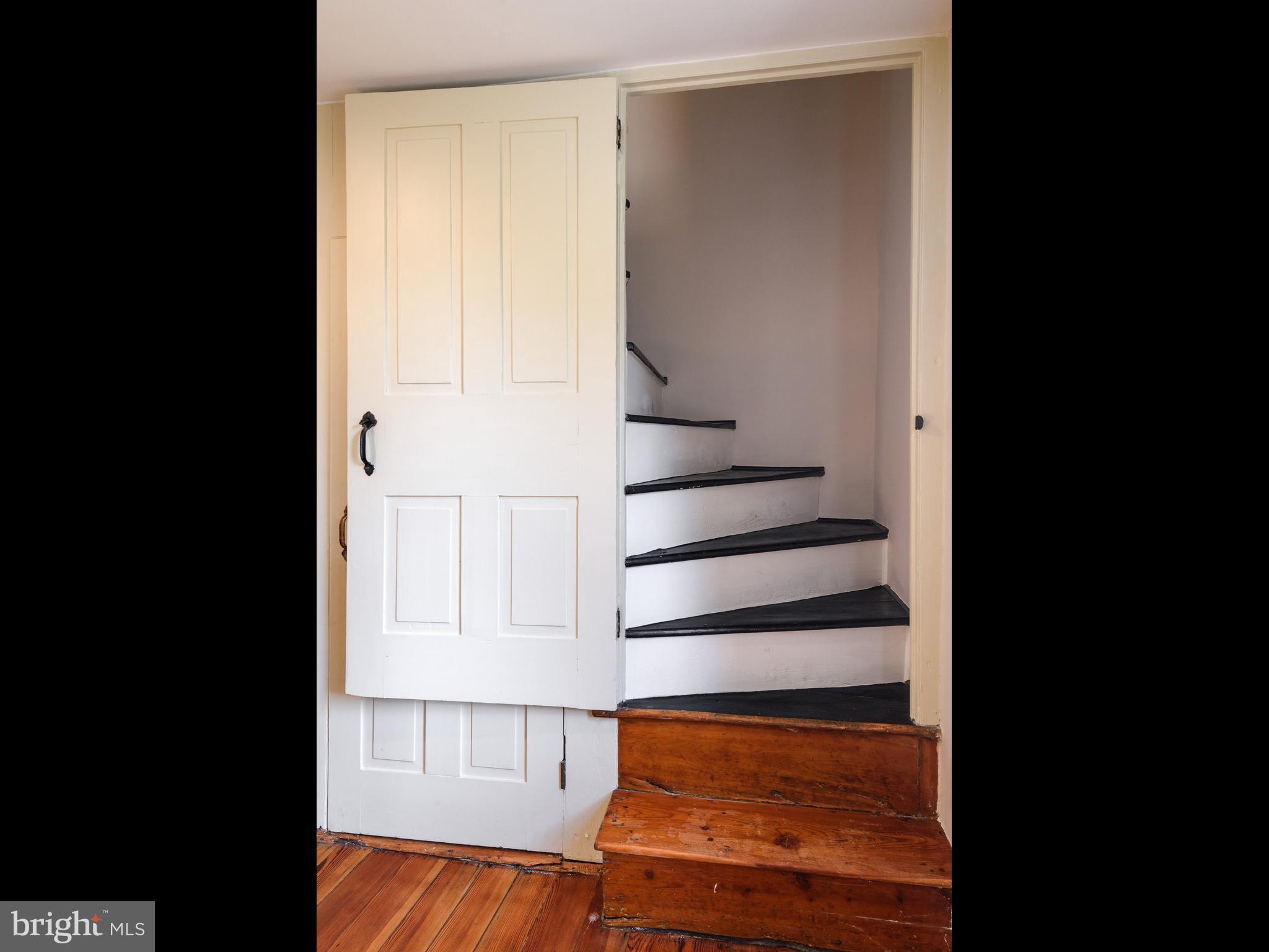 1510 State Road Phoenixville, PA 19460 - Photo 33 of 77 Second staircase to second level