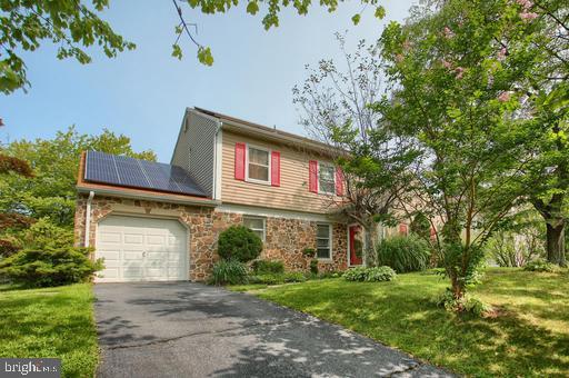 2004 Rock Fall Road Harrisburg, PA 17110 - Photo 2 of 29 Gallery Image 2
