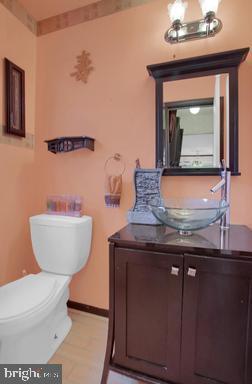 2004 Rock Fall Road Harrisburg, PA 17110 - Photo 12 of 29 1st Floor 1/2 Bath
