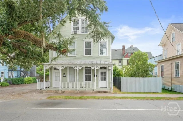 $2,650 | 1314 Lincoln Street, Savannah, GA 31401