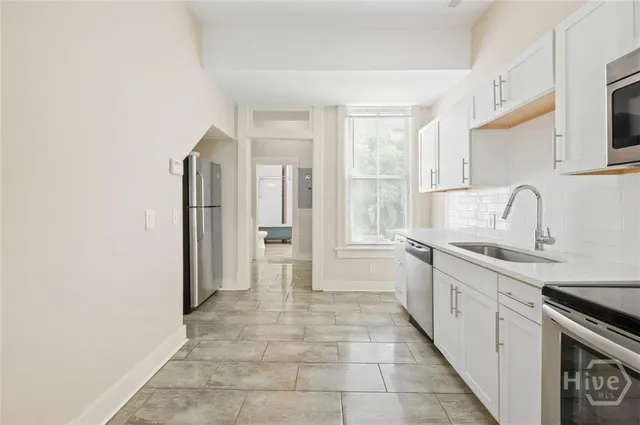 $2,650 | 1314 Lincoln Street, Savannah, GA 31401