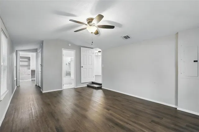 $2,750 | 9337 Heron Drive, Fort Worth, TX 76108