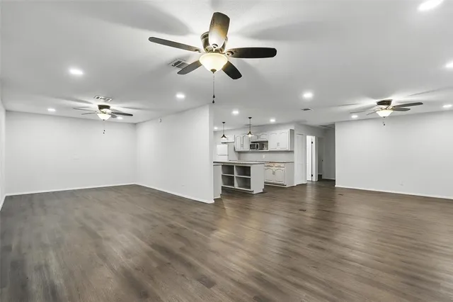 $2,750 | 9337 Heron Drive, Fort Worth, TX 76108