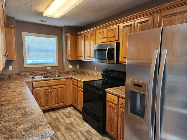 $1,500 | 216 Indian Springs Circle, Manchester, TN 37355