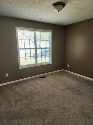 $1,500 | 216 Indian Springs Circle, Manchester, TN 37355