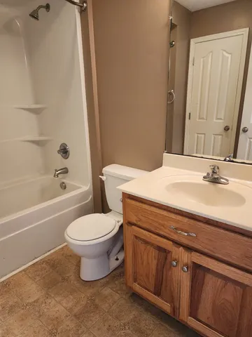 $1,500 | 216 Indian Springs Circle, Manchester, TN 37355