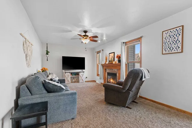 $379,900 | 2402 Old Ivy Road, De Pere, WI 54115