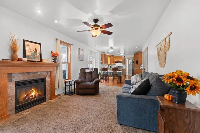 $379,900 | 2402 Old Ivy Road, De Pere, WI 54115