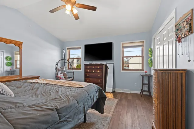 $379,900 | 2402 Old Ivy Road, De Pere, WI 54115