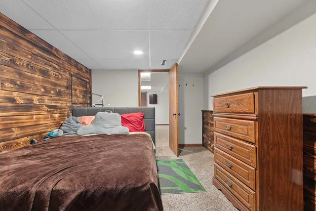 $379,900 | 2402 Old Ivy Road, De Pere, WI 54115