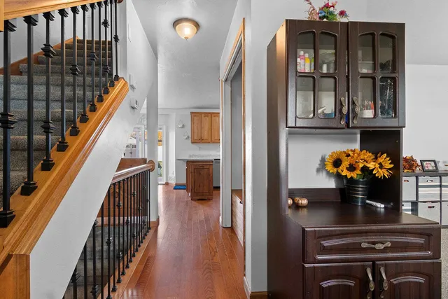 $379,900 | 2402 Old Ivy Road, De Pere, WI 54115