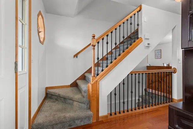 $379,900 | 2402 Old Ivy Road, De Pere, WI 54115