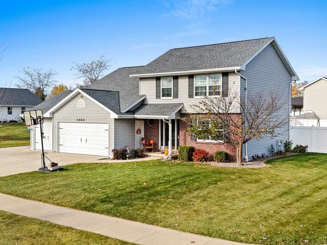 $379,900 | 2402 Old Ivy Road, De Pere, WI 54115