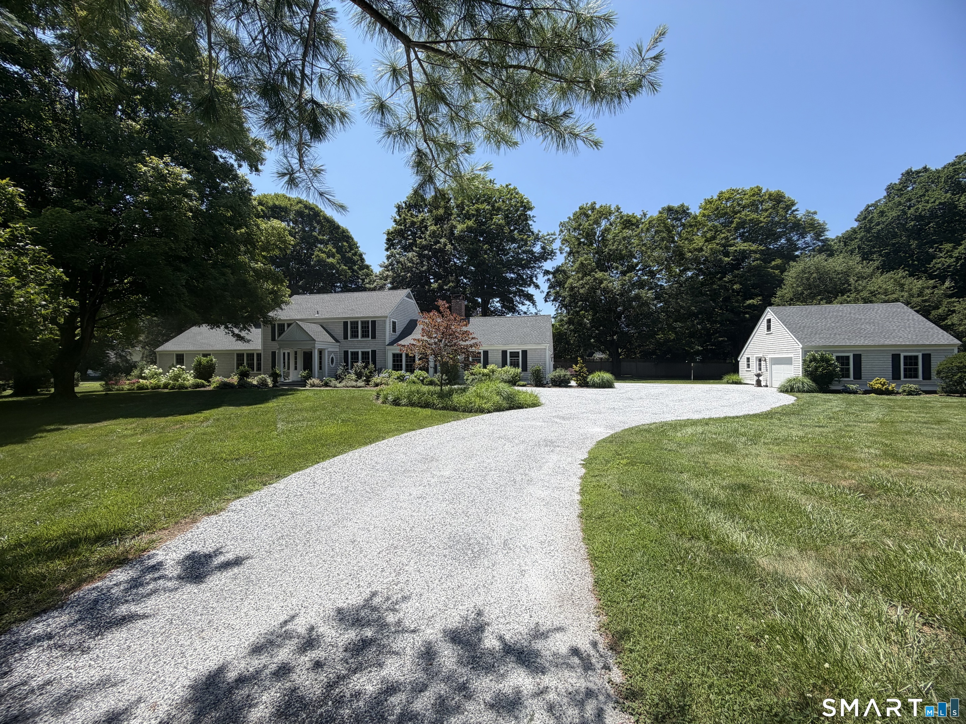 21 B Library Lane Old Lyme, CT 06371 - Photo 3 of 4