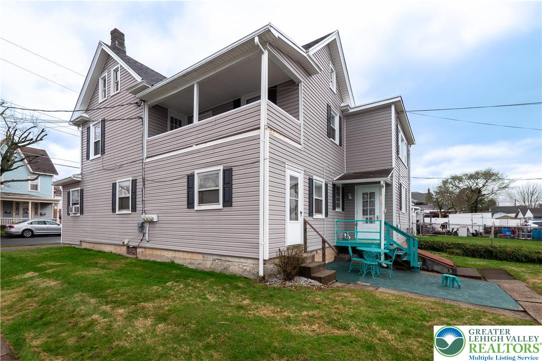 2401 Birch Street Wilson, PA 18042 - Photo 4 of 37 a view of a house with a yard